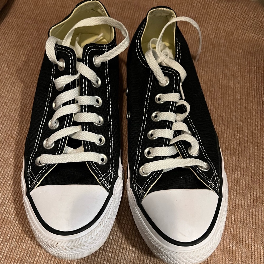 Converse low tops sneakers